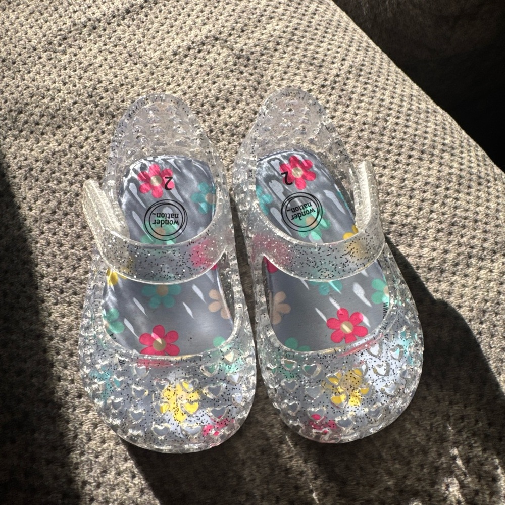 Wonder Nation Sparkle Kids Sandals with Floral Design